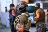 İskenderun'da Suç Örgütlerine Şafak Operasyonu