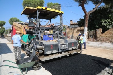 Aydın Büyükşehir Belediyesi Konforlu Ve Güvenli Yollar İçin Çalışmalarını Sürdürüyor