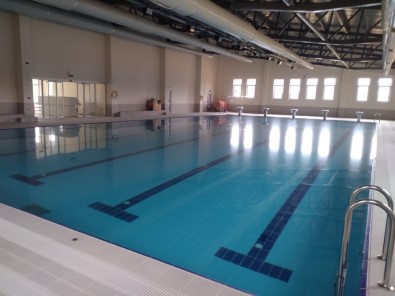 Selendi'de Yarı Olimpik Yüzme Havuzunda Sona Gelindi