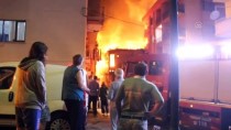 Bursa'da Metruk Bina Yangını