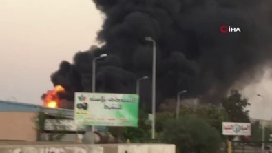 Mısır'da Kimya Fabrikasında Büyük Yangın