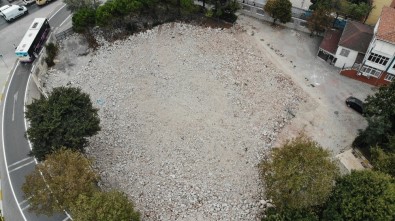 (Özel) 5.8'İn Üzerinden 1 Yıl Geçti, Cami Hala Akıbetini Bekliyor