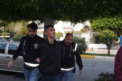 Öldürülen Kocanın Eşi Cinayeti Üstlendi, Polis Güvenlik Kameralarından Gerçek Katili Tespit Etti