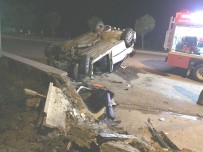 Beton Direğe Çarpan Otomobilin Sürücüsü Yaralandı Haberi