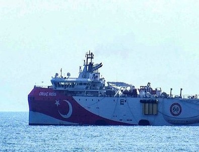 Oruç Reis, Antalya Limanı'ndan ayrıldı! Yeni görevine hazır
