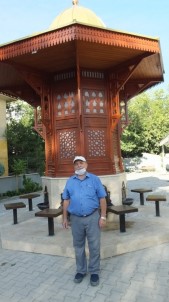 Burhaniye'de Yeni Camiye Hayırseverden Osmanlı Şadırvanı