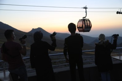 Büyükşehir'den Gökyüzü Tutkunlarına 'Erciyes Astro Fotoğrafçılık' Hizmeti