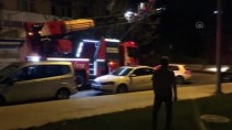 Kadıköy'de 3 Katlı Binada Yangın Çıktı