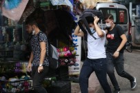 Kocaeli'de 5 Dakika Yağan Dolu Vatandaşlara Zor Anlar Yaşattı