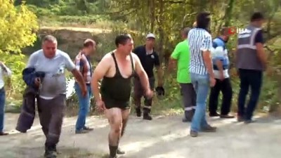 Sakarya Nehri'ne Giren 4 Çocuk Boğulma Tehlikesi Geçirdi