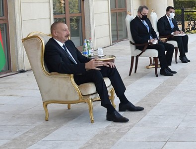 Cumhurbaşkanı Aliyev, Yunan Büyükelçinin yüzüne söyledi: Akdeniz'de Türkiye'yi tereddütsüz destekliyoruz