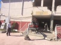 Müdür Erdoğan Güçlendirme Çalışmaları Süren Okulları İnceledi