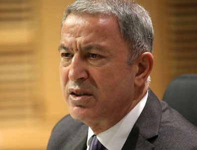 Milli Savunma Bakanı Akar'dan Azerbaycan açıklaması!