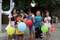 Hijyenle Birlikte Çocuklara Mutluluk Dağıttılar