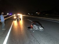 Kavşağa Ters Yönden Giren Motosikletliye Otomobil Çarptı Açıklaması 1 Yaralı Haberi