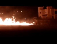 İzmir'de Sitelere Yakın Noktadaki Otluk Alanda Korkutan Yangın