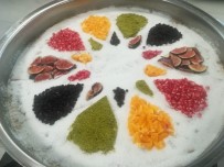 Kocasinan'da Sağlık Çalışanlarına Bereketin Simgesi Aşure İkram Edildi