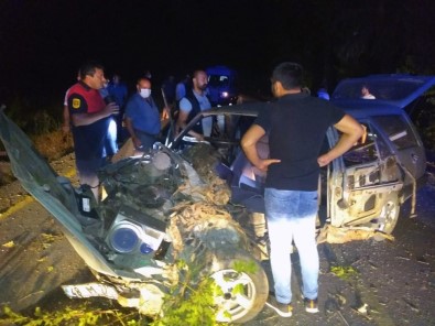 Araçta Sıkışan Vatandaşı İtfaiye Kurtardı