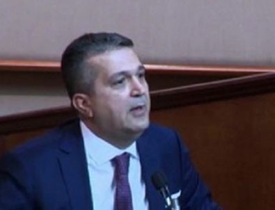 İmamoğlu'na salvolar!