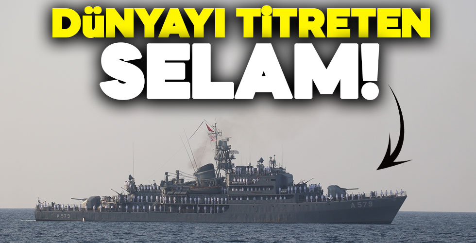 Türk gemileri Kıbrıs'ı böyle selamladı!