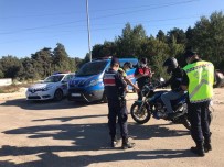 Balıkesir'de Jandarmadan Motosikletlere Özel Denetim