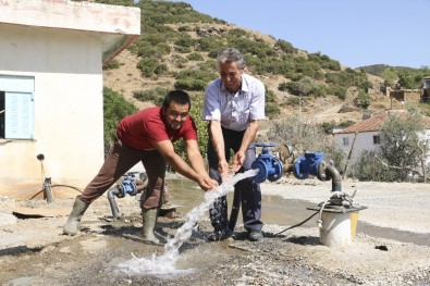 ASKİ Karahayıt Mahallesi'nde Sondaj Çalışması Yaptı