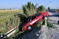 Söke'de Otomobil Şarampole Uçtu