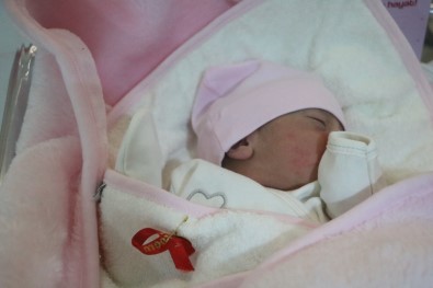 Sivas'ta Yeni Yılın İlk Bebeği 00.02'De Doğdu