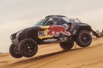 Dakar Rallisi'nde Red Bull Sporcuları Zirvede