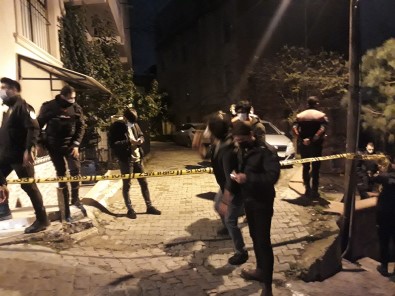 Beyoğlu'nda Silahlı Kavga Açıklaması 2 Yaralı