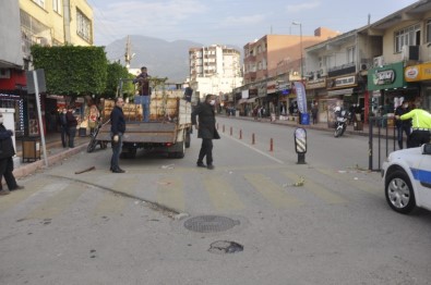 Payas'ın En İşlek Caddeleri Yeniden Trafiğe Açıldı