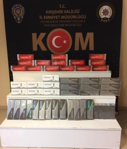 Kırşehir'de KOM Ekipleri, 859 Paket Kaçak Sigara Ele Geçirdi