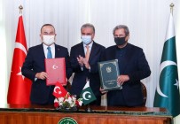 Bakan Çavuşoğlu, Pakistan'da Türk Vakfı'nın Statüsü Ve Faaliyetlerine İlişkin Mutabakat Zaptını İmzaladı