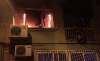 İzmir'de Ev Yangınında Mahsur Kalan Anne Ve Kızı Kurtarıldı