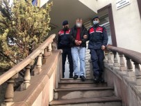 Jandarma 3 Ton Demiri Çalan Hırsızları Suçüstü Yakaladı