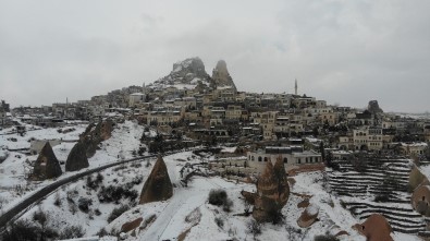 Kapadokya'da Kartpostallık Kar Manzaraları