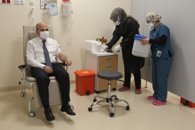 Konya'da Korona Virüs Aşısı Yapılmaya Başlandı