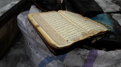 Yangında Cami Kullanılamaz Hale Geldi, Kur'an-I Kerim Yanmadı