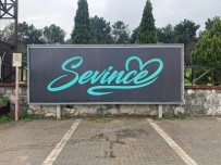 Çayırova'da 'Sevince' Afişleri Merak Uyandırdı
