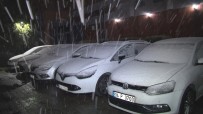 İstanbul Avrupa Yakası'nda Kar Yağışı Etkili Olmaya Başladı Haberi