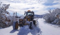 Karla Kapanan 138 Köy Yolu Ulaşıma Açıldı Haberi