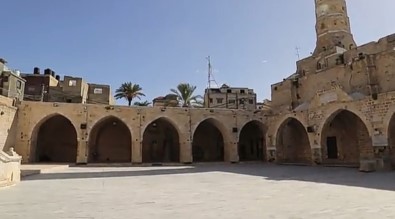 Gazze Şeridi'nin En Büyük Camisini Osmanlı Motifleri Süslüyor