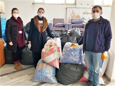 Süleymanpaşa'da 1 Buçuk Ton Plastik Kapak Toplandı