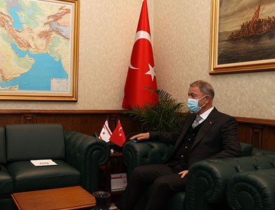 Bakan Akar'dan kritik temaslar!