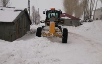 Bingöl'de Kar 281 Köy Yolunu Ulaşıma Kapattı