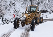 Gemlik Belediyesi'nin Kar Mesaisi Sürüyor Haberi