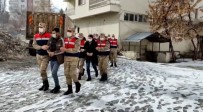 Jandarmadan Uyuşturucu Tacirlerine Darbe Açıklaması 6 Tutuklama
