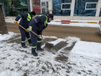 Kastamonu'da Karla Mücadele Çalışmaları Sürüyor