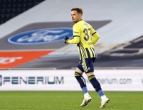 Novak 4 Maç Sonra Sahada