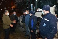 Yılmaz'dan Gece Kar Mesaisi